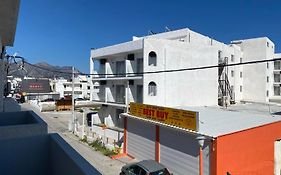 Nefeli'S Apartment